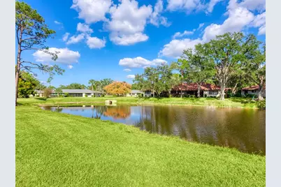 5450 Golf Pointe Drive, Sarasota, FL 34243 - Photo 35