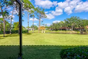 5450 Golf Pointe Dr, Sarasota, FL 34243 - Photo 31