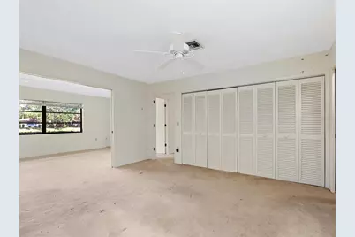 5450 Golf Pointe Drive, Sarasota, FL 34243 - Photo 21