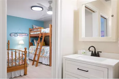 213 75th Street, Holmes Beach, FL 34217 - Photo 25