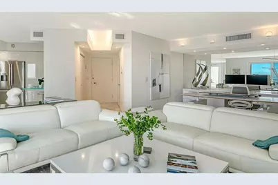 2525 Gulf Of Mexico Drive #6B, Longboat Key, FL 34228 - Photo 7