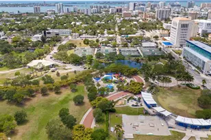 2344 Lindstrom St, Sarasota, FL 34237 - Photo 55