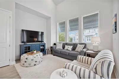 2344 Lindstrom Street, Sarasota, FL 34237 - Photo 5