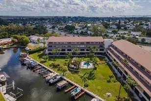 9604 Cortez Rd W, Bradenton, FL 34210 - Photo 3