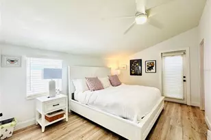 701 Broadway St, Longboat Key, FL 34228 - Photo 17