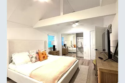 701 Broadway Street, Longboat Key, FL 34228 - Photo 11