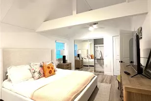 701 Broadway St, Longboat Key, FL 34228 - Photo 11