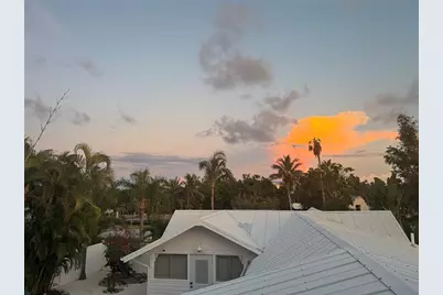 701 Broadway Street, Longboat Key, FL 34228 - Photo 3