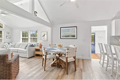701 Broadway Street, Longboat Key, FL 34228 - Photo 9