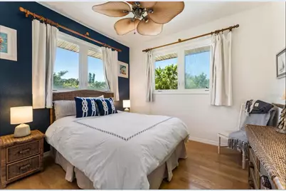 701 Broadway Street, Longboat Key, FL 34228 - Photo 27