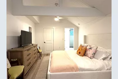 701 Broadway Street, Longboat Key, FL 34228 - Photo 11