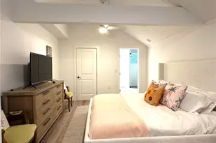 701 Broadway St, Longboat Key, FL 34228 - Photo 11