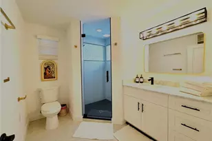 701 Broadway St, Longboat Key, FL 34228 - Photo 13