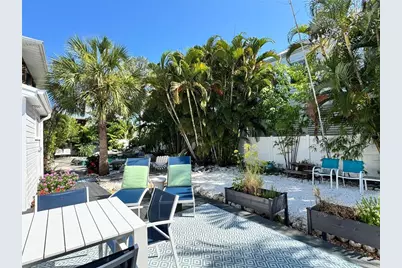 701 Broadway Street, Longboat Key, FL 34228 - Photo 39