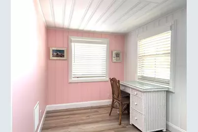 701 Broadway Street, Longboat Key, FL 34228 - Photo 21