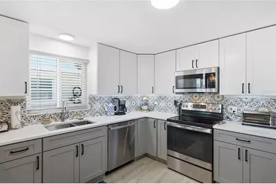 417 63rd Street, Holmes Beach, FL 34217 - Photo 5