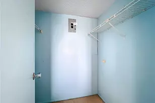 3783 Lake Bayshore Dr, Bradenton, FL 34205 - Photo 17