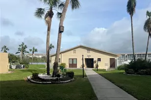 3783 Lake Bayshore Dr, Bradenton, FL 34205 - Photo 35