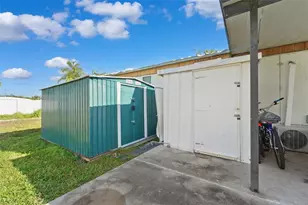 4189 78th St N Lot 27, Saint Petersburg, FL 33709 - Photo 11