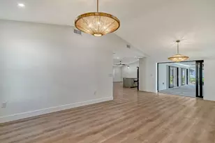 5468 Wilkinson Rd, Sarasota, FL 34233 - Photo 23