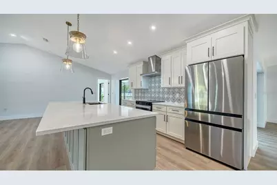 5468 Wilkinson Road, Sarasota, FL 34233 - Photo 17