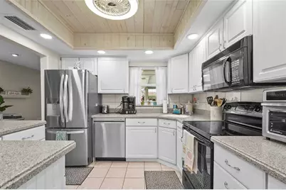 2531 Riverbluff Parkway #V181, Sarasota, FL 34231 - Photo 11