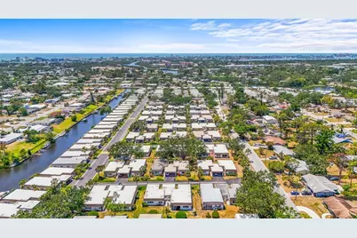 2531 Riverbluff Parkway #V181, Sarasota, FL 34231 - Photo 45