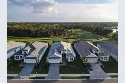 15320 San Lazzaro Avenue, Lakewood Ranch, FL 34211 - Photo 91