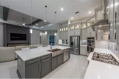 9451 Tequila Sunrise Drive, Sarasota, FL 34241 - Photo 13