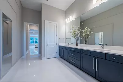 9451 Tequila Sunrise Drive, Sarasota, FL 34241 - Photo 31