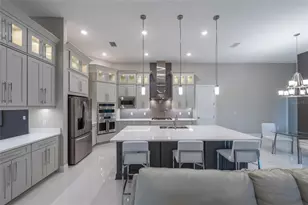 9451 Tequila Sunrise Dr, Sarasota, FL 34241 - Photo 9