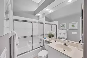 7621 Whitebridge Glen, University Park, FL 34201 - Photo 21