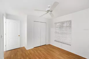 295 Fareham Dr, Venice, FL 34293 - Photo 27