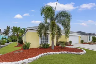 295 Fareham Dr, Venice, FL 34293 - Photo 39