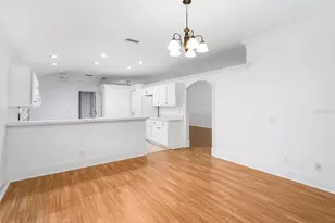 295 Fareham Dr, Venice, FL 34293 - Photo 17