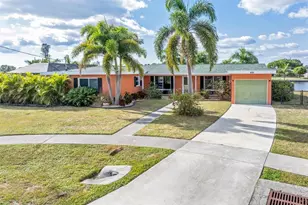 499 Notson Terrace, Port Charlotte, FL 33952 - Photo 3