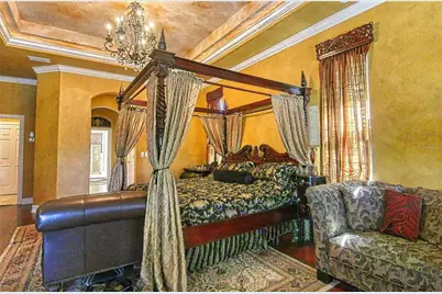 110 Portofino Drive, North Venice, FL 34275 - Photo 25