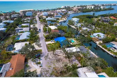 615 Buttonwood Drive, Longboat Key, FL 34228 - Photo 17