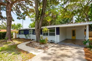 2740 Bruce Ln, Sarasota, FL 34237 - Photo 39