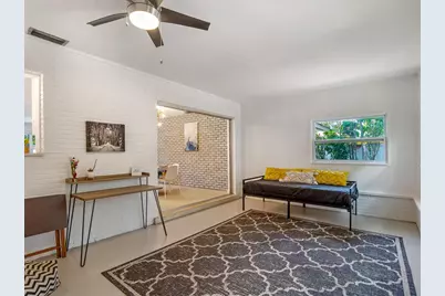 2740 Bruce Lane, Sarasota, FL 34237 - Photo 15