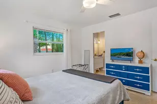 2740 Bruce Ln, Sarasota, FL 34237 - Photo 17