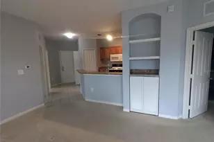 8351 38th St Cir E, Sarasota, FL 34243 - Photo 7