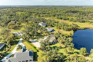 13648 Heritage Way, Sarasota, FL 34240 - Photo 9