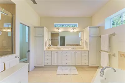 13648 Heritage Way, Sarasota, FL 34240 - Photo 47