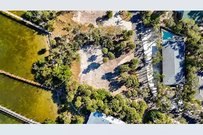 4025 Bay Oaks Circle, Englewood, FL 34223 - Photo 13