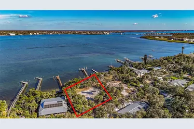 4025 Bay Oaks Circle, Englewood, FL 34223 - Photo 3