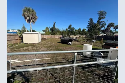 111 Palm Avenue E, Nokomis, FL 34275 - Photo 11