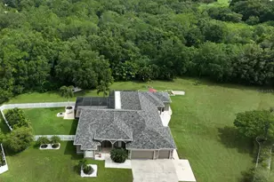 17706 Bridlewood Ct, Parrish, FL 34219 - Photo 3