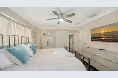 1050 Bogey Lane, Longboat Key, FL 34228 - Photo 25