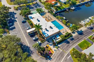 5486 Riverbluff Cir, Sarasota, FL 34231 - Photo 49